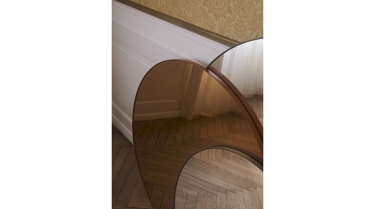 AYTM Circum Black Spiegel
