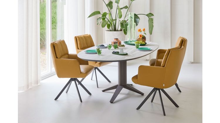 Bert Plantagie Carve Eettafel
