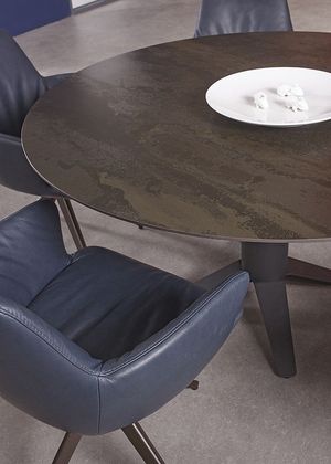 Bert Plantagie Carve Eettafel
