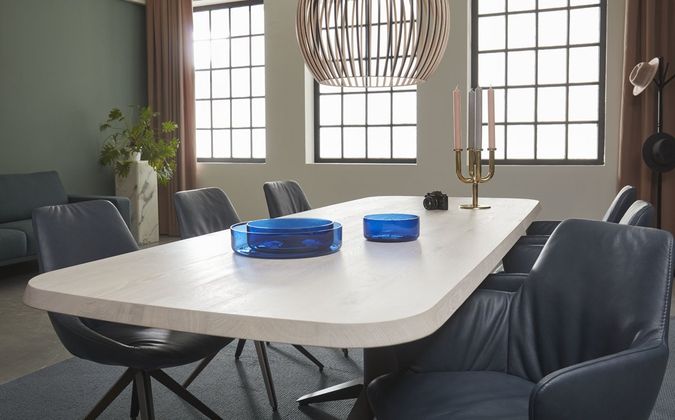 Bert Plantagie Carve Eettafel