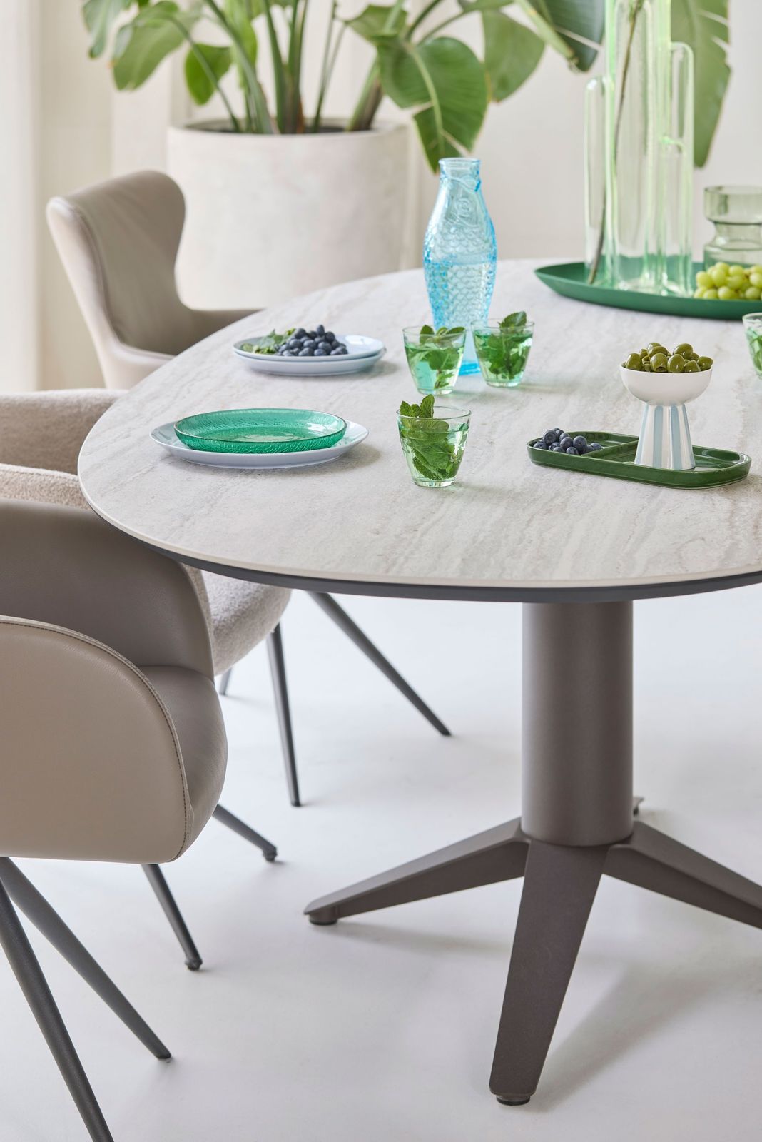 Bert Plantagie Carve Eettafel