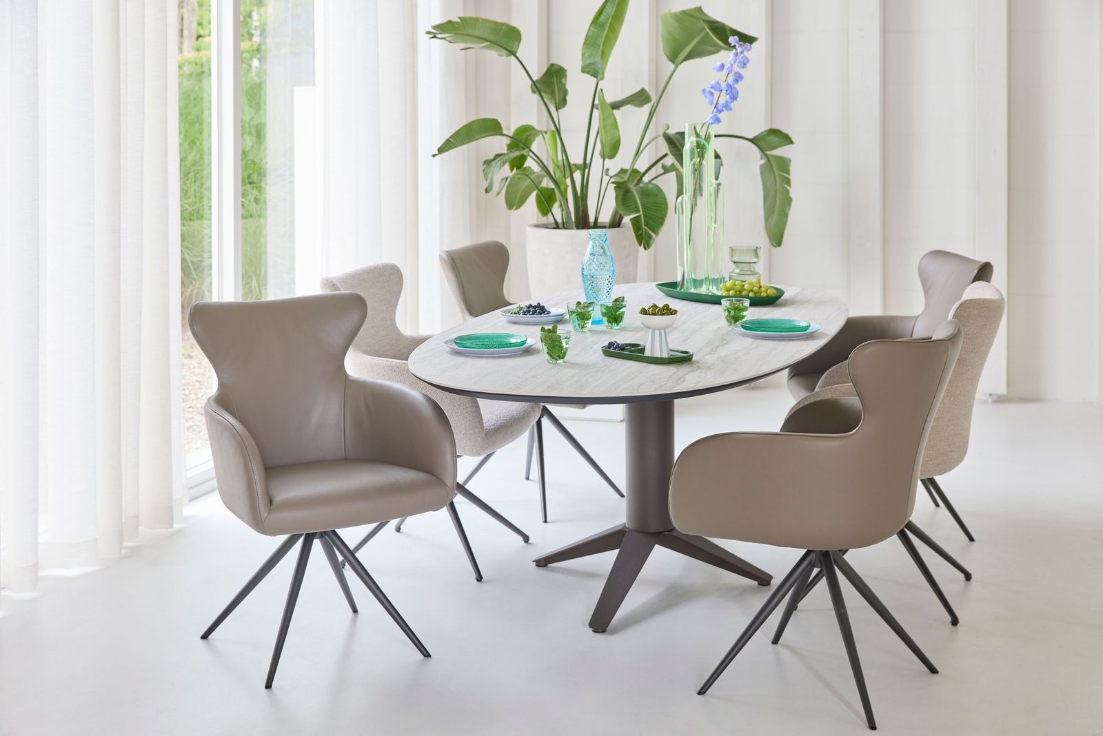 Bert Plantagie Carve Eettafel