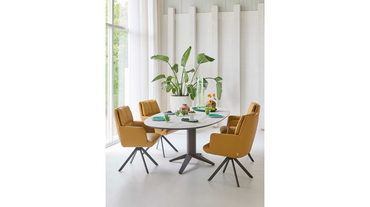 Bert Plantagie Carve Eettafel
