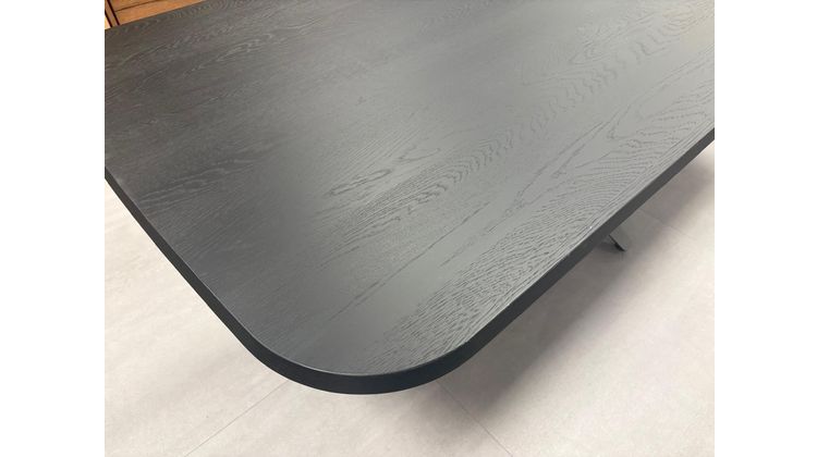 Bert Plantagie Carve Outlet Eettafel