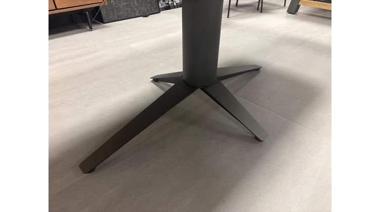 Bert Plantagie Carve Outlet Eettafel