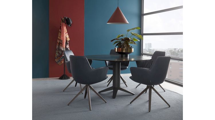 Bert Plantagie Table Talk Eettafel
