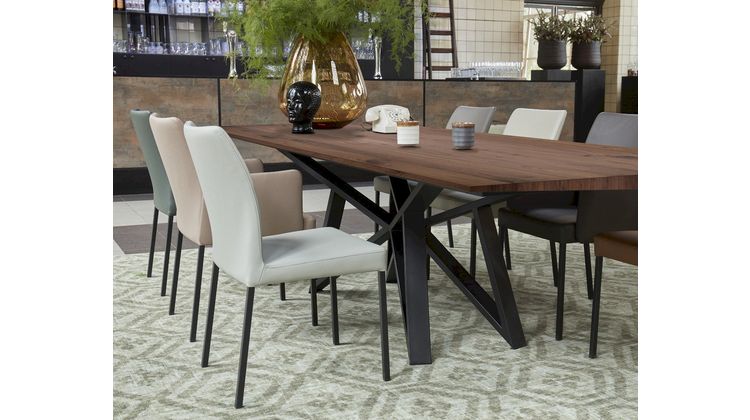 Bert Plantagie Table Talk Eettafel
