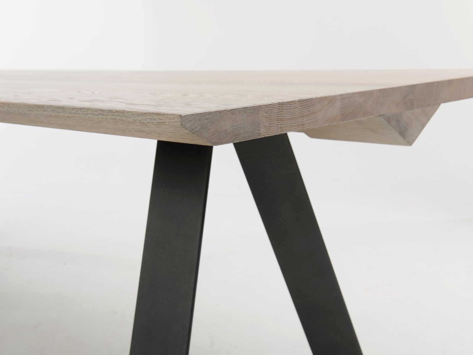 Bert Plantagie Tristan Eettafel