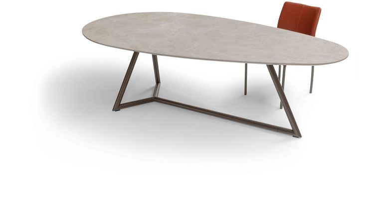 Bree's New World Druppel Eettafel
