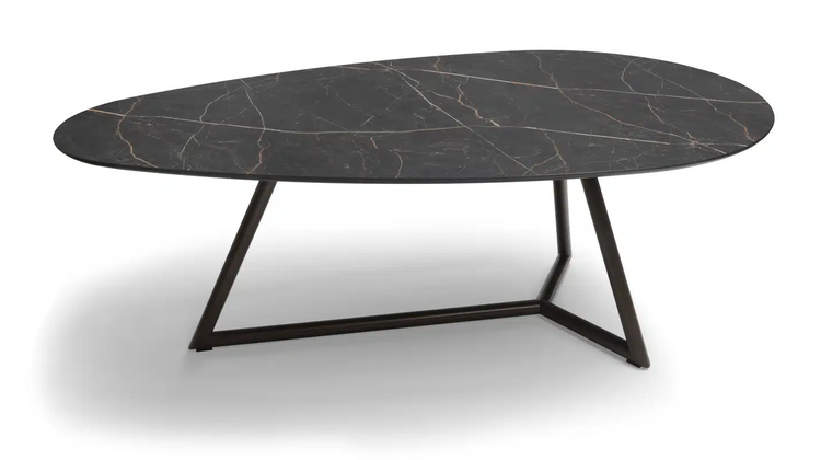 Bree's New World Druppel Eettafel