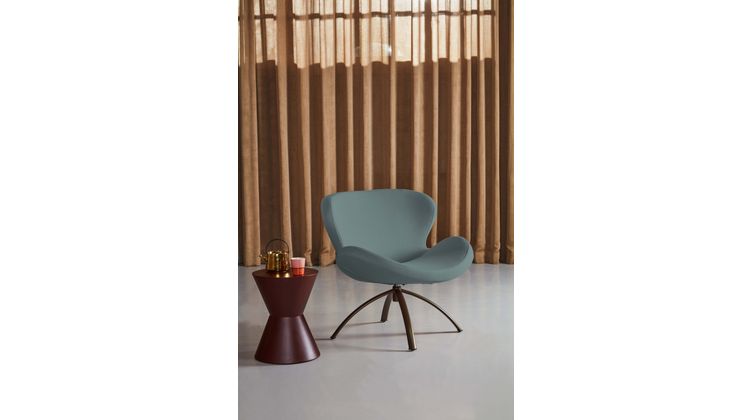 Bree's New World Peggy Draaifauteuil
