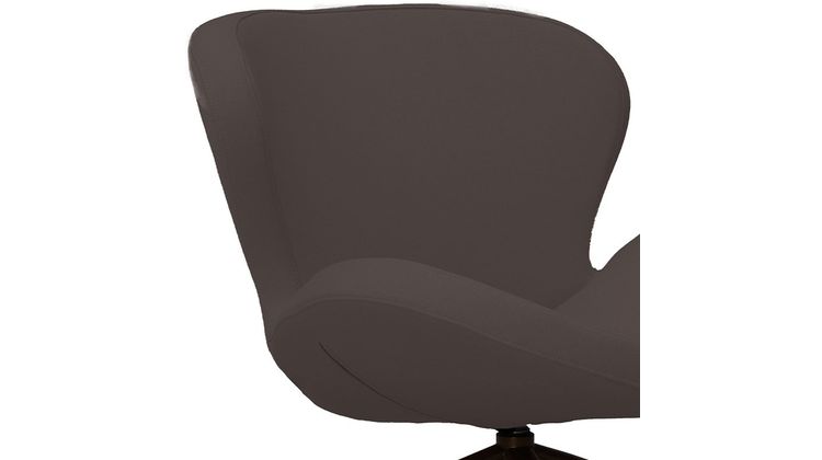 Bree's New World Peggy Draaifauteuil