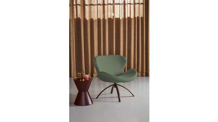 Bree's New World Peggy Draaifauteuil