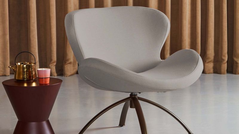 Bree's New World Peggy Draaifauteuil