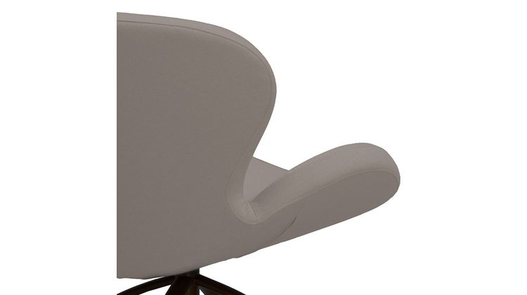 Bree's New World Peggy Draaifauteuil