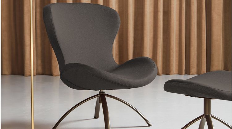 Bree's New World Ruby Draaifauteuil