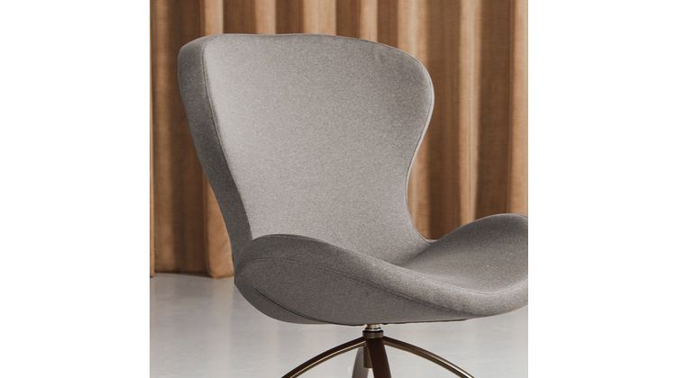 Bree's New World Ruby Draaifauteuil