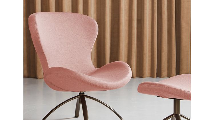 Bree's New World Ruby Draaifauteuil