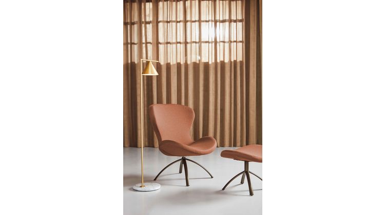 Bree's New World Ruby Draaifauteuil