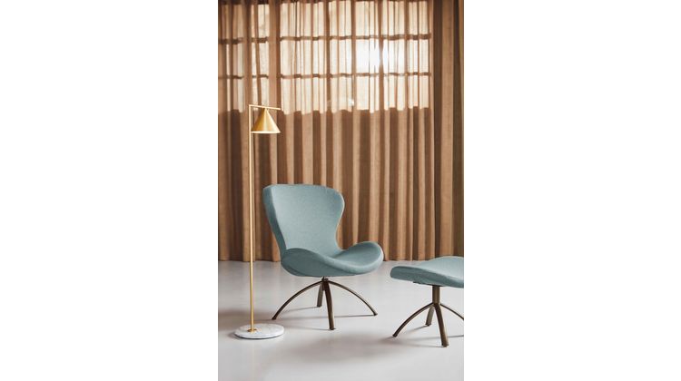 Bree's New World Ruby Draauifauteuil