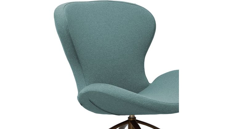 Bree's New World Ruby Draauifauteuil