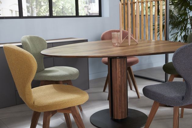 Bree's New World Steely Eettafel