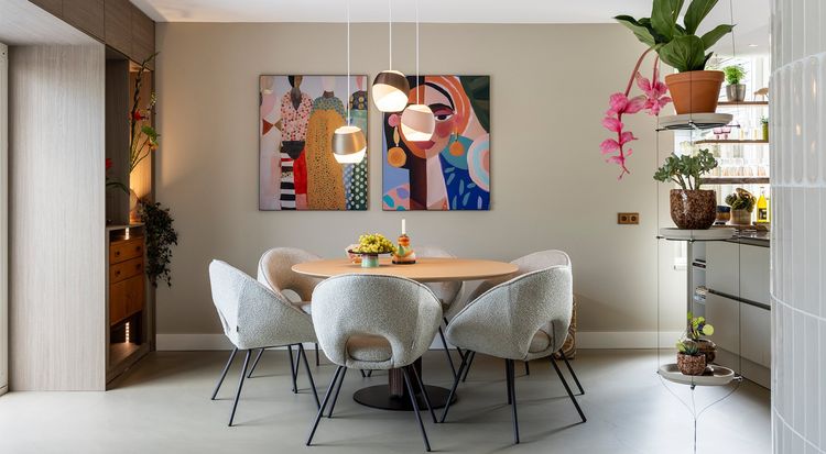 Bree's New World Steely Eettafel