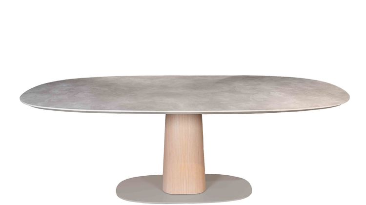 Bree's New World Storq Eettafel
