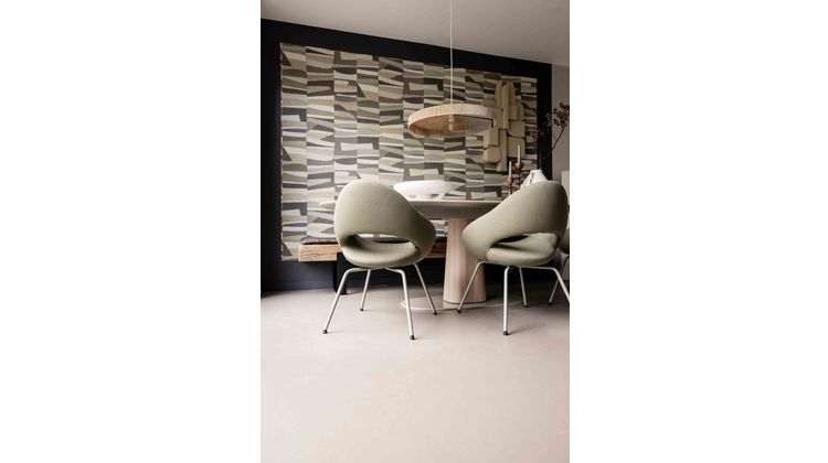 Bree's New World Storq Eettafel