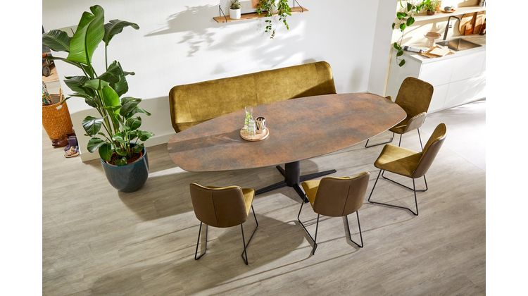 Bree's New World Thor Eettafel