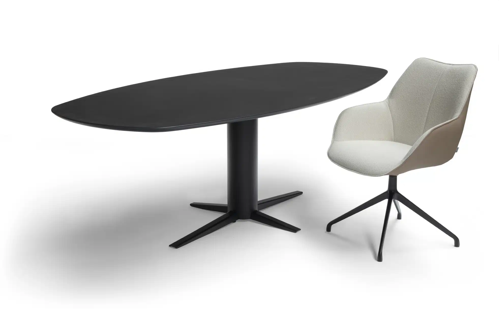 Bree's New World Thor Eettafel