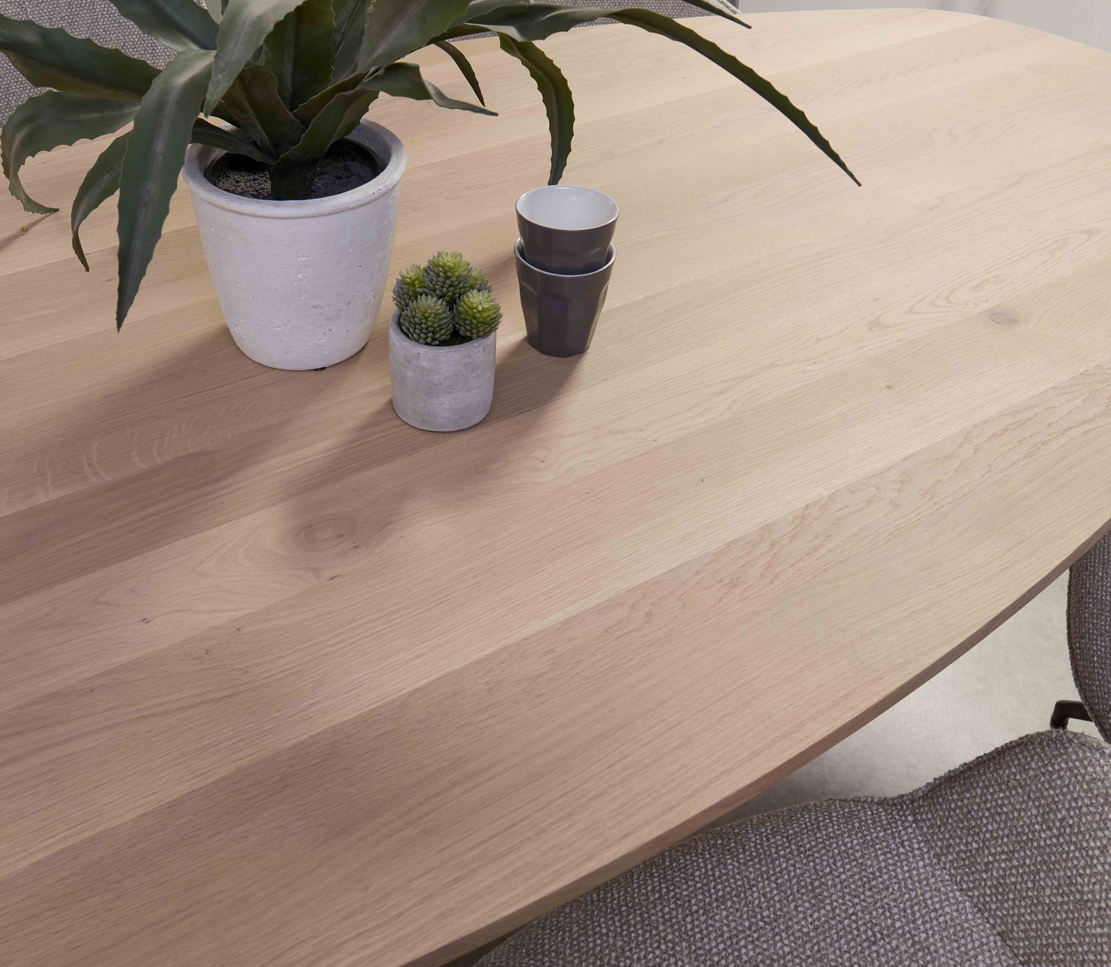 Bree's New World Thor Eettafel