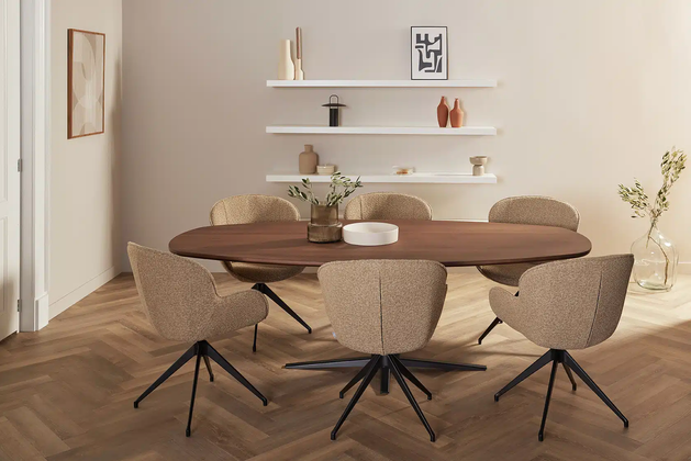 Bree's New World Thor Eettafel