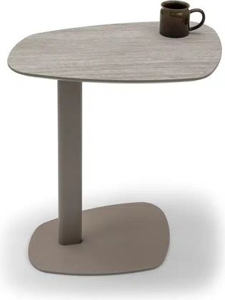 Bree's New World Trapea Banktafel