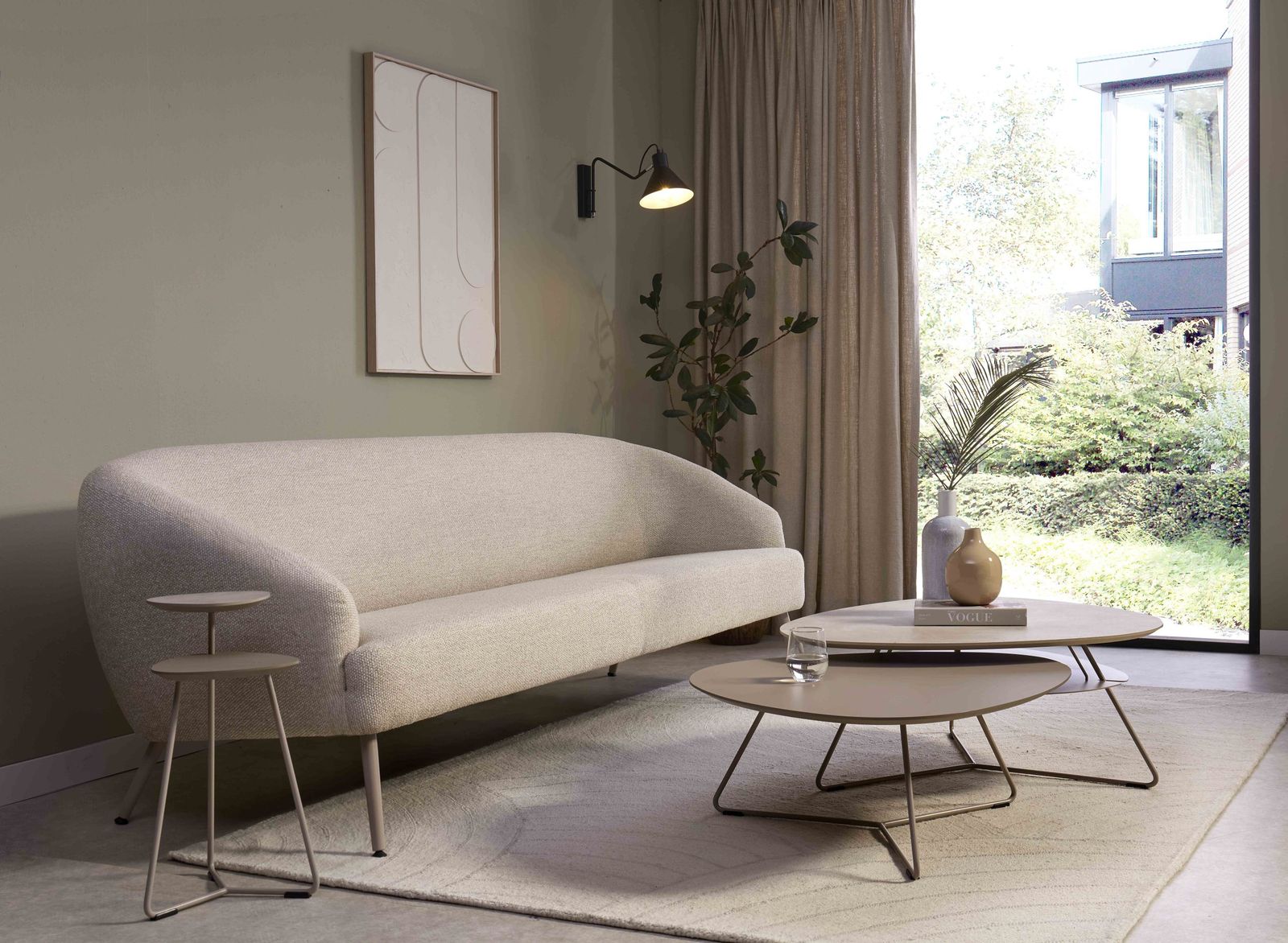 Bree's New World Twinny Hoog Salontafel