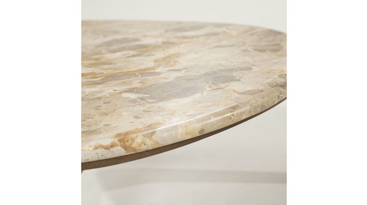 By Boo Marnish Salontafel