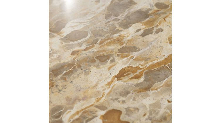 By Boo Marnish Salontafel