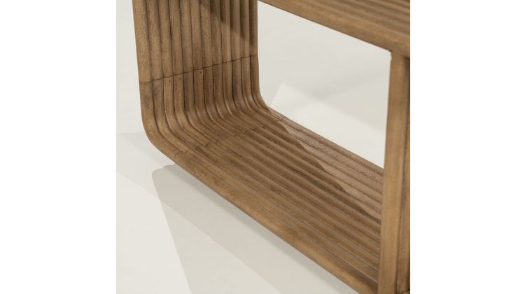 By Boo Rigato Dressoir