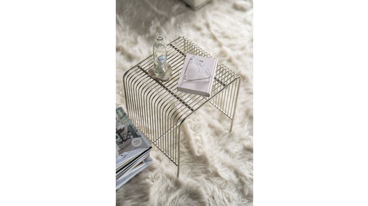 By Boo WireWorks Bijzettafel