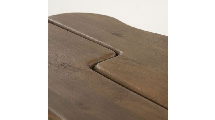 By Boo Yuo Salontafel