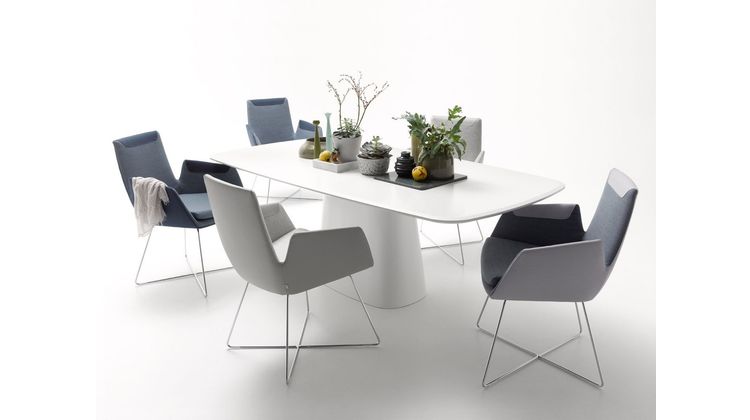 COR Conic Eetkamertafel