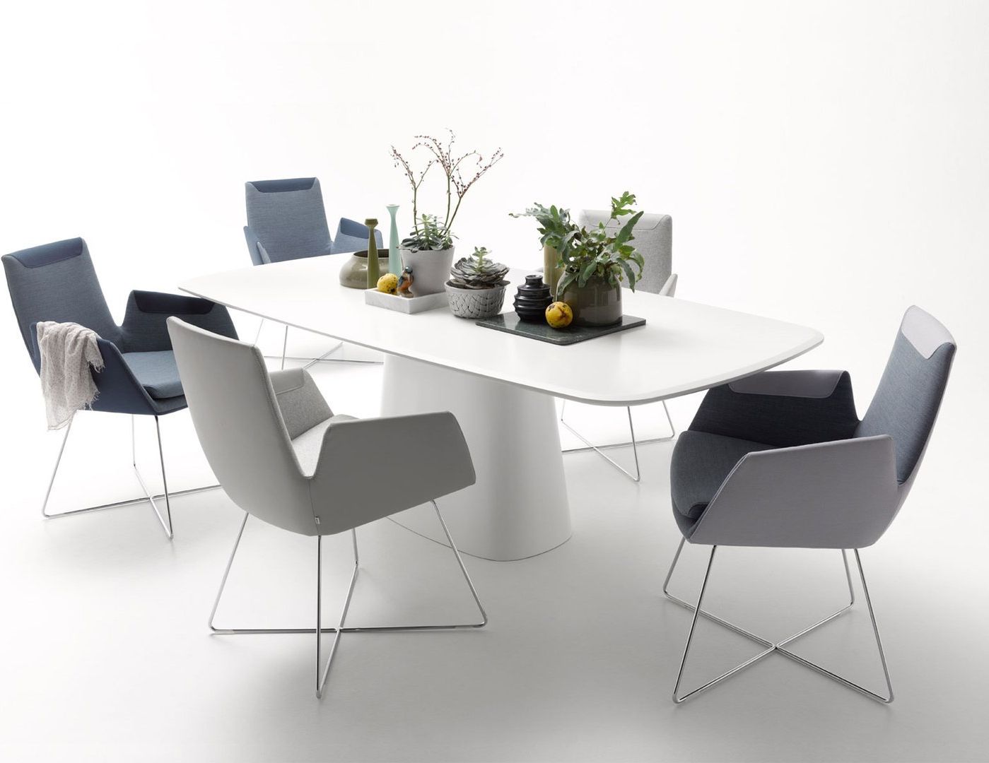COR Conic Eetkamertafel