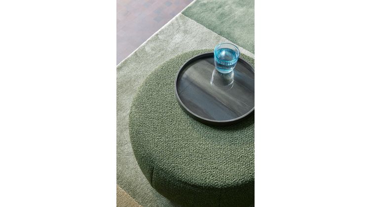 Design on Stock Barrell Poef