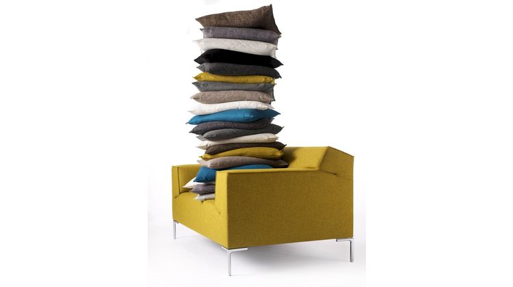 Design on Stock Bloq Loveseat