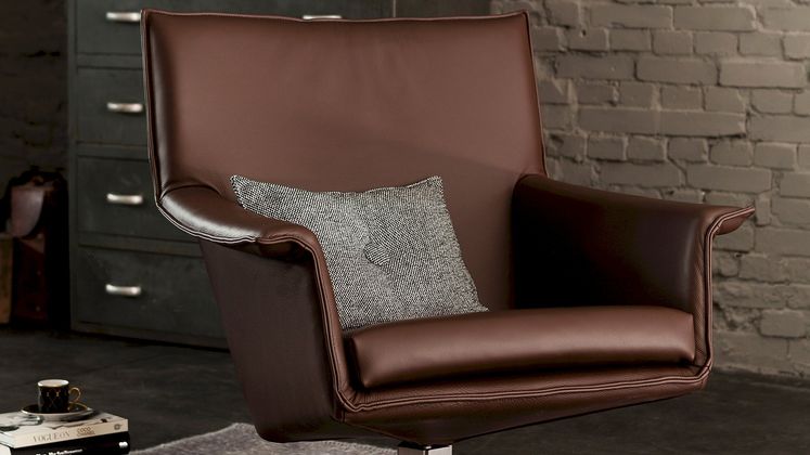 Design on Stock Djenne Draaifauteuil