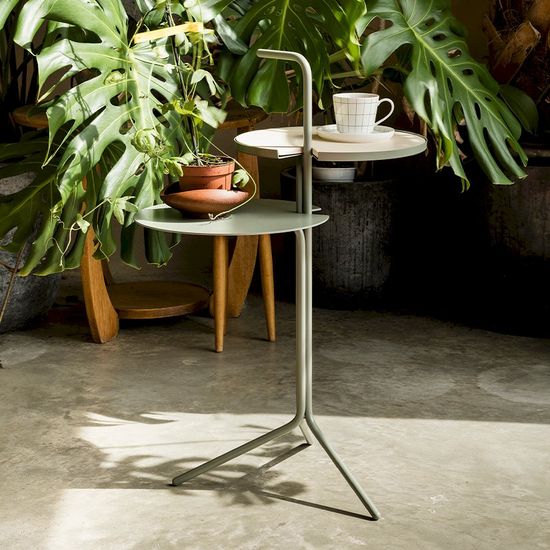 Design on Stock Oo-Two Bijzettafel