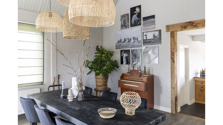 DTP Home Beam Zwart Eettafel