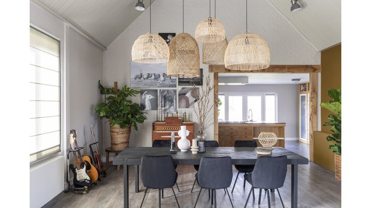 DTP Home Beam Zwart Eettafel