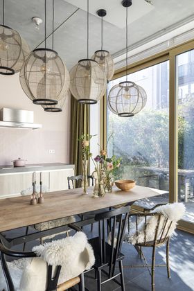 DTP Home Metropole Eettafel