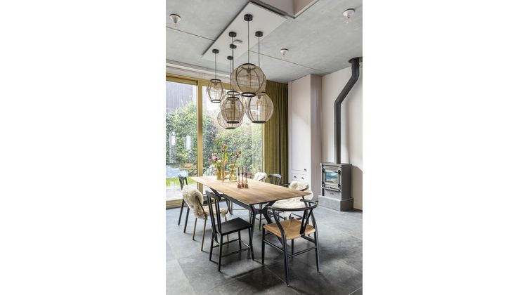 DTP Home Metropole Eettafel